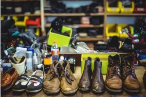 Read more about the article Trik Meraih Pelanggan Untuk Pemilik Usaha Supplier Sepatu Safety